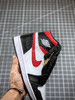 Air Jordan 1 Retro  "Black Gym Red"
红钩黑脚趾2019款 商品缩略图8