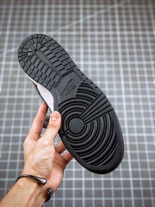 NK DunkSB-翻毛棕白黑蛇纹 商品图6