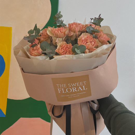 诗意  圆形进口康乃馨 · 花束 商品图0