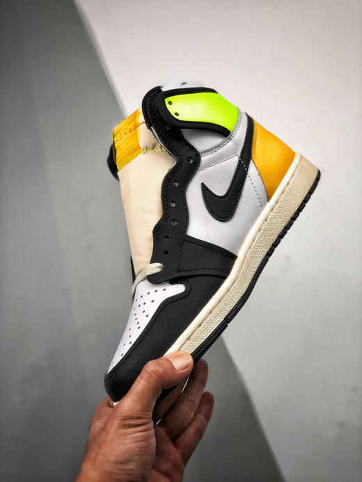 乔1-黑黄绿
尺码备注 商品图5