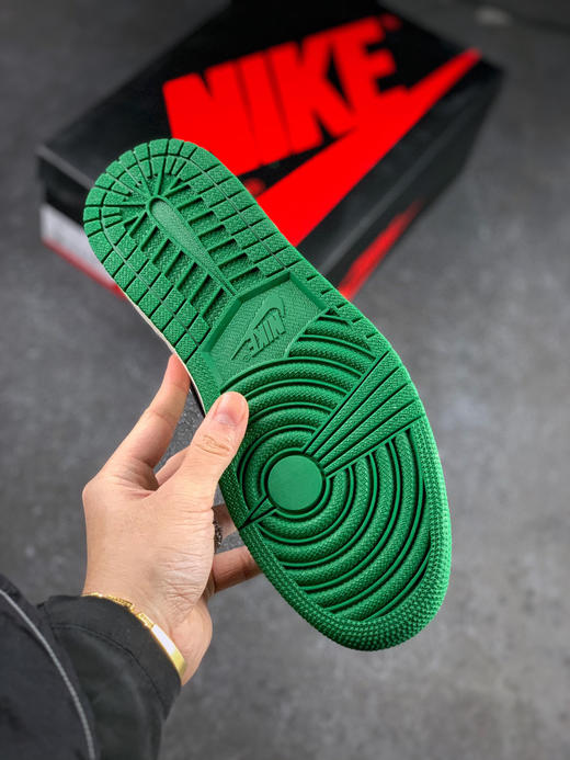 乔1-黑绿脚趾（男）
尺码备注 商品图4