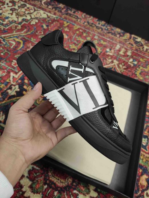 华伦天奴小白鞋-黑白 商品图0