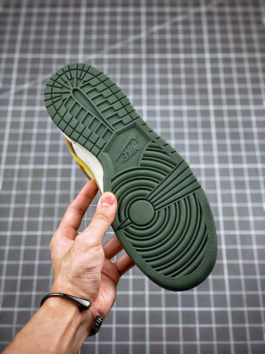 NK Dunk SB LOW Eclipse
低帮运动休闲板鞋 蒸汽机配色 商品图6