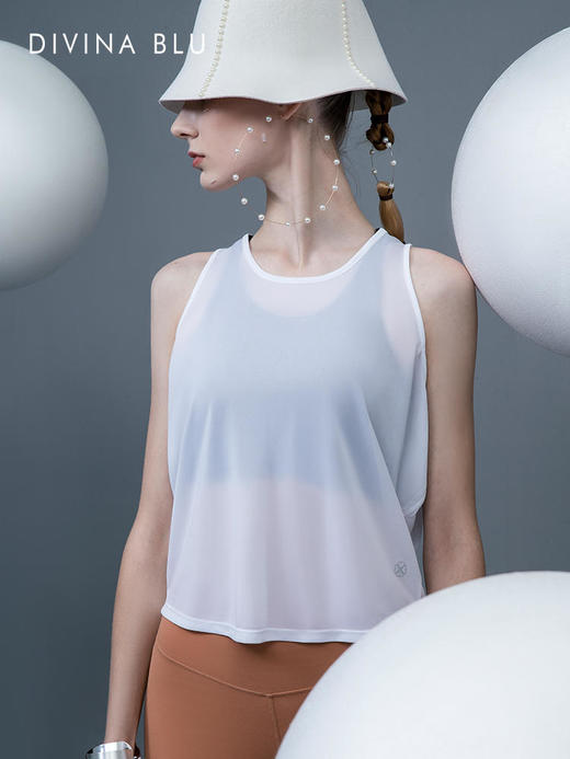 DIVINABLU无袖透气速干瑜伽服宽松运动背心跑步罩衫健身服上衣外搭巴黎外搭13 商品图0
