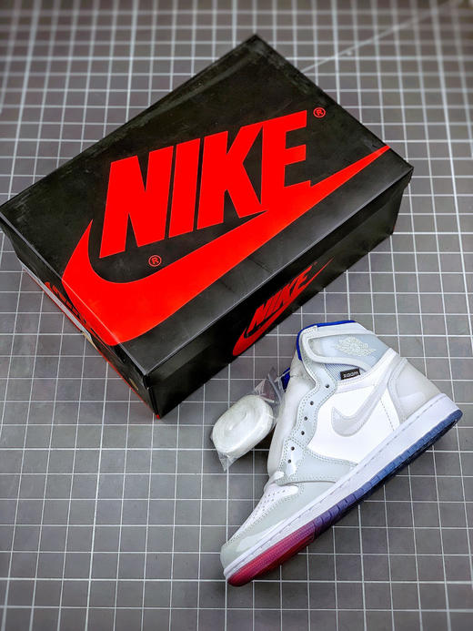 乔1-小迪奥
尺码备注 商品图2