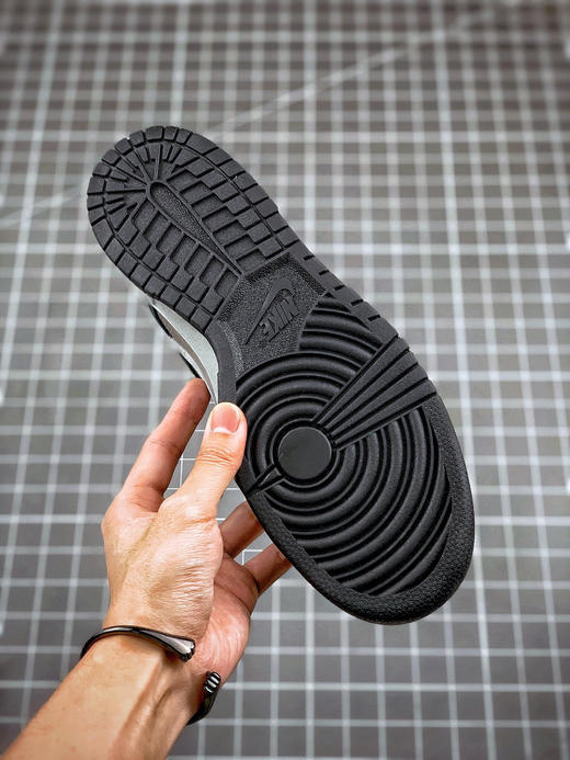 NK Dunk SB 麂皮黑灰 商品图6
