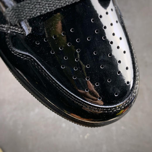 乔1-黑金漆皮
尺码备注 商品图5