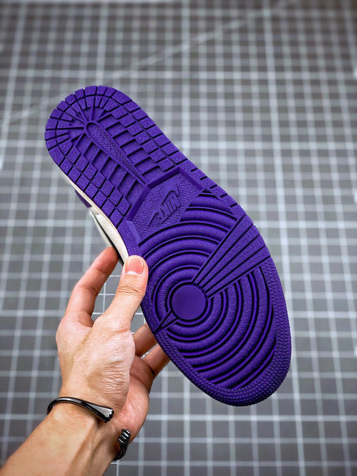 AirJordan 1 Retro "Court Purple"
黑紫 / 紫脚趾 商品图6