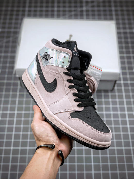 【乔1】MID 黑粉镭射 商品图0