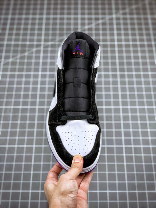 乔1-黑白紫
尺码备注 商品图1