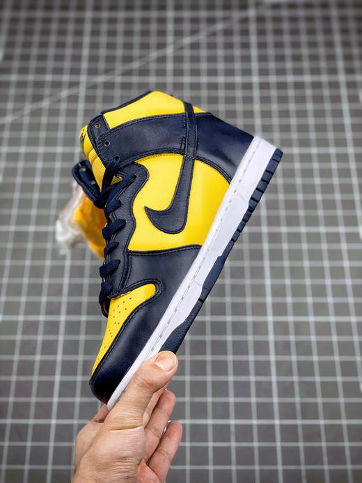 NK SB Dunk Hi SP ’Michigan’
密歇根 商品图5