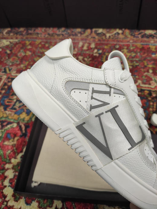 华伦天奴小白鞋-全白 商品图6