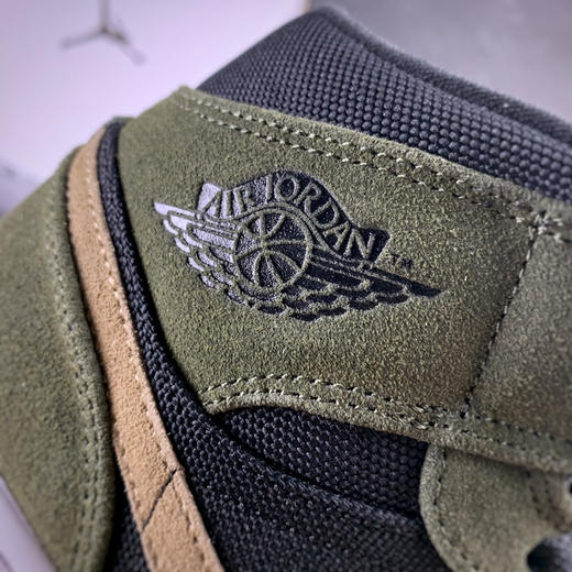 乔1-橄榄绿
尺码备注 商品图7