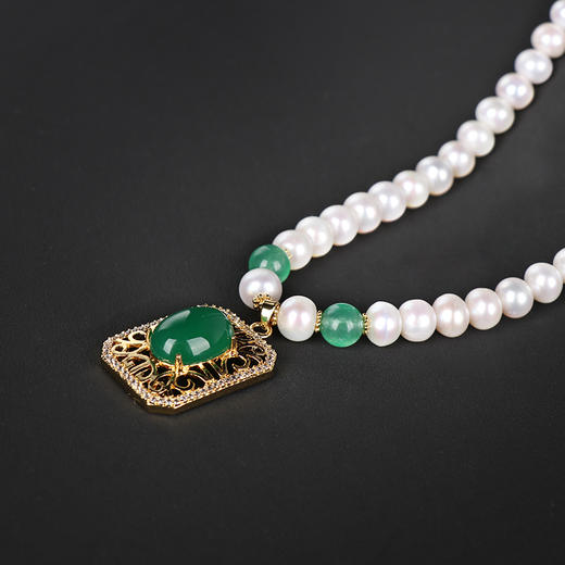 绿玉髓珍珠项链 商品图0