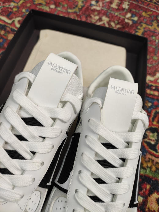 华伦天奴小白鞋-黑带 商品图7