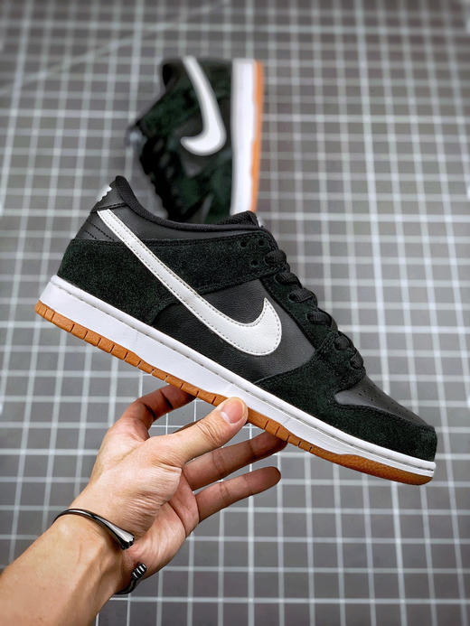Nike Dunk SB Low Pro 黑白
小广岛 商品图3