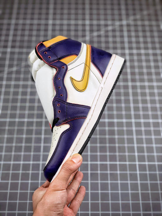 AirJordan 1 Retro "Court Purple"
湖人刮刮乐配色 商品图6
