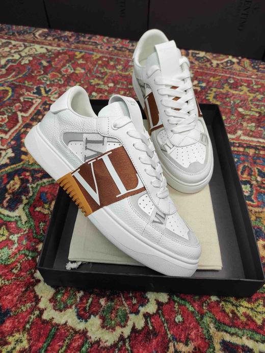 华伦天奴小白鞋-棕带 商品图4