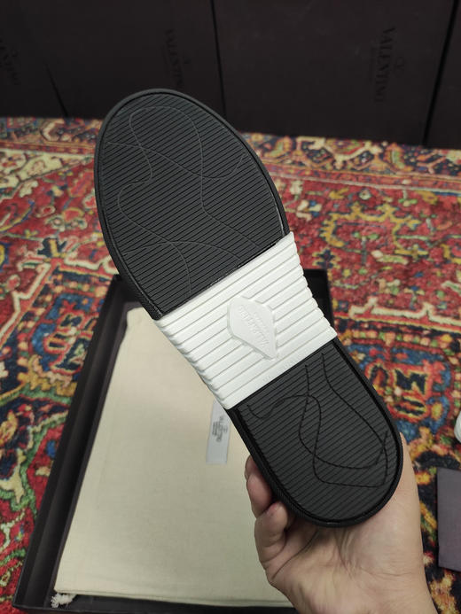 华伦天奴小白鞋-黑白 商品图8