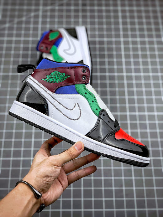 乔1-彩色拼接
尺码备注 商品图3