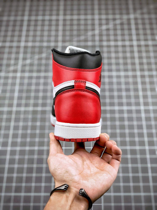 乔1-黑脚趾
尺码备注 商品图7