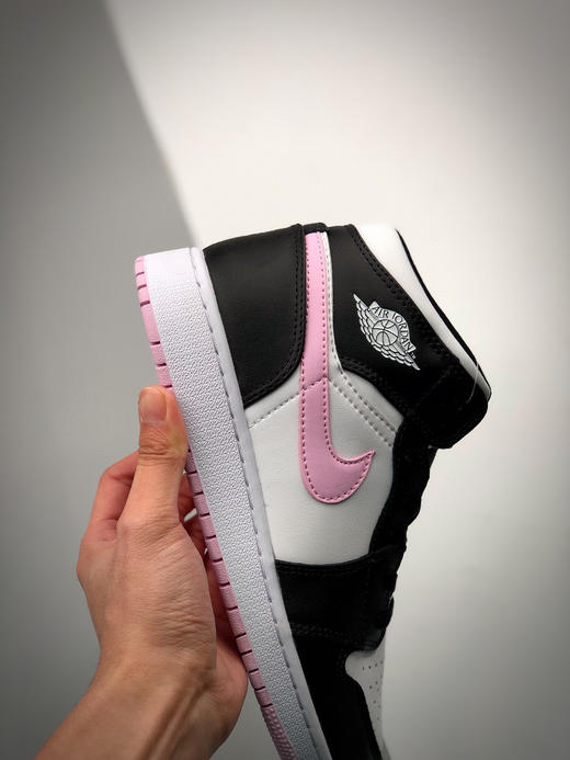 乔1-黑白粉
尺码备注 商品图8