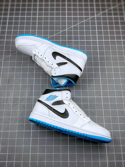 乔1-激光蓝
尺码备注 商品图4