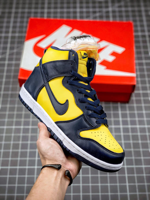 NK SB Dunk Hi SP ’Michigan’
密歇根 商品图0