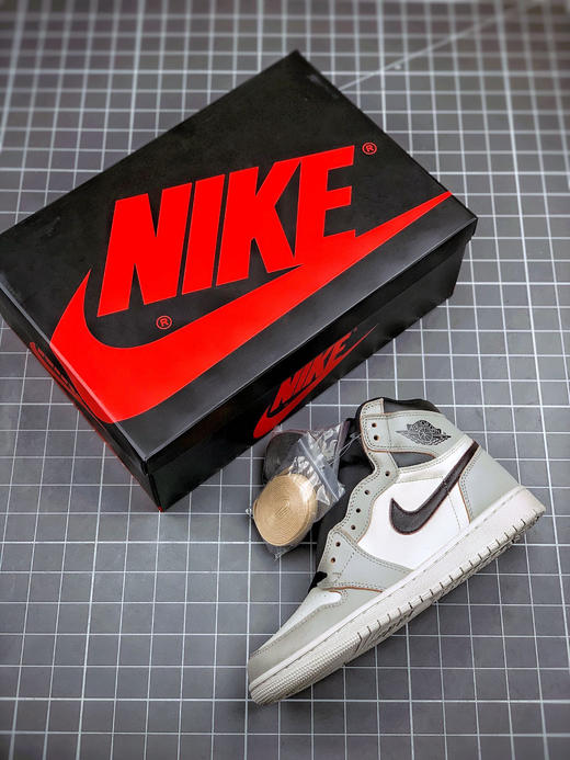 乔1-灰黑
尺码备注 商品图2