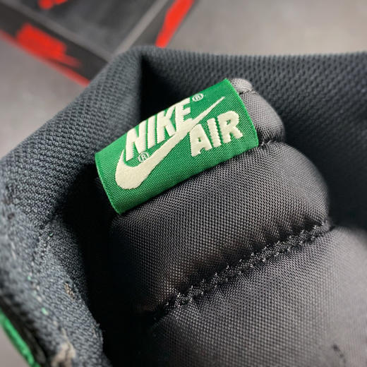 乔1-黑绿脚趾
尺码备注 商品图6