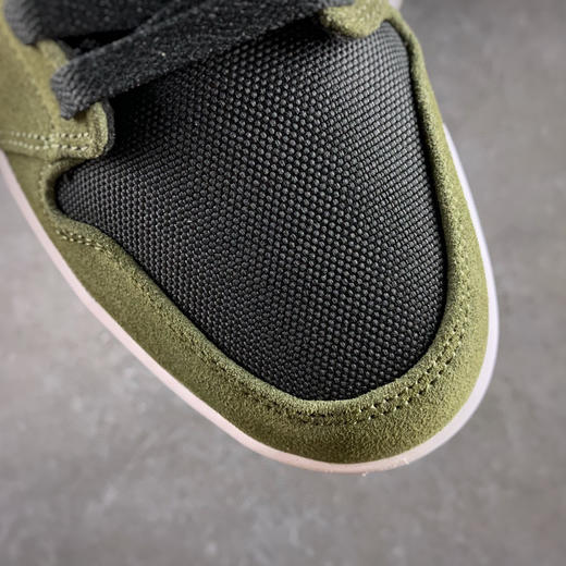 乔1-橄榄绿
尺码备注 商品图5