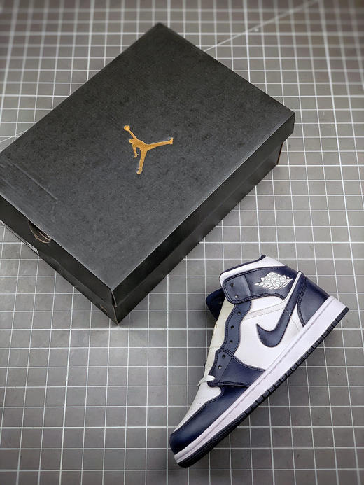 乔1-黑曜石
尺码备注 商品图2