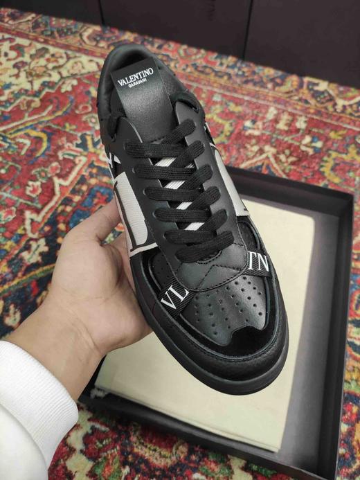 华伦天奴小白鞋-黑白 商品图1