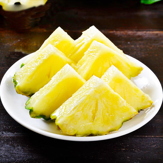 【基地直发】云南香水菠萝 新鲜菠萝 鲜甜可口 甜蜜爆汁 即食新鲜 当季现摘 赠送菠萝刀 商品图1