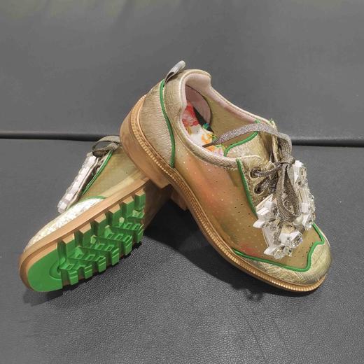 LFGJ 6423 时尚镂空透气水钻方扣平底女鞋 商品图2