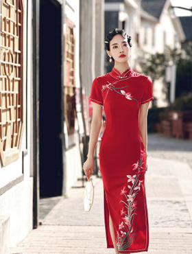 ML- 1607. 2021新款中国风复古绣花旗袍 端庄气质长款醋酸旗袍礼服