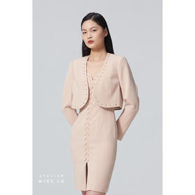 【焦糖皮囊】强势金属气眼设计垫肩短款造型裸驼色外套/00183