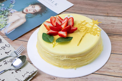女王千层蛋糕，榴莲/芒果可选，图为8寸 （节日款式不配带生日帽，如有需要请备注说明或联系客服） 商品图1