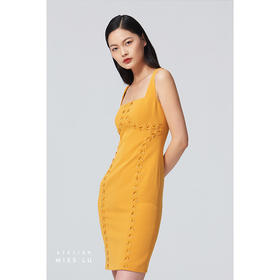 【丽比戴安娜】方领气眼绑带曲线设计吊带夏橘修身连衣裙/0000693B