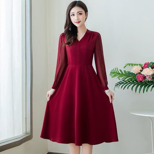 YWE  YDY2132时尚气质优雅V领长袖连衣裙 商品图3