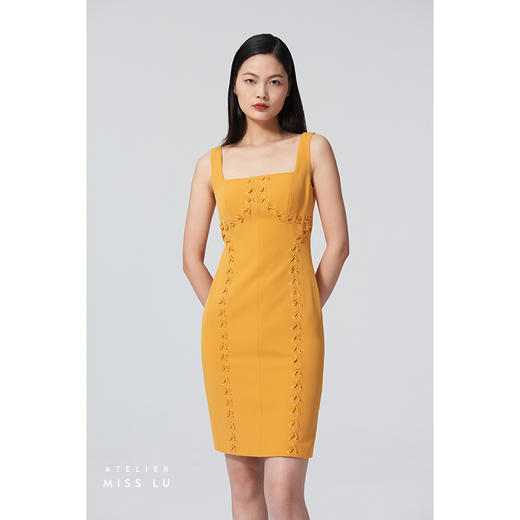 【丽比戴安娜】方领气眼绑带曲线设计吊带夏橘修身连衣裙/0000693B 商品图1