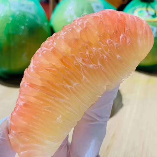 翡翠柚色泽红润 🔅肉质细嫩💧汁水丰富 ！口感甜度适中 ，是补充维生素和去火气的最佳选择❤一个口感爆棚的柚子[鼓掌] 商品图6