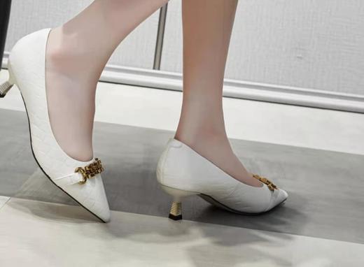 lfgj jeans BK202 牛皮时尚小跟鞋 商品图3