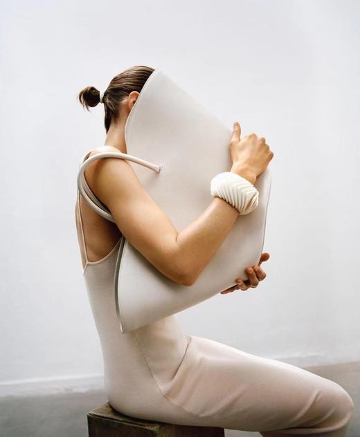 Little Liffner 栗棕色/灰褐色/米白色大号牛皮郁金香型手提包 商品图7