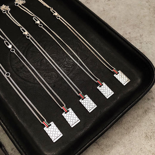 Guc *i 格纹珐琅方牌项链 商品图5