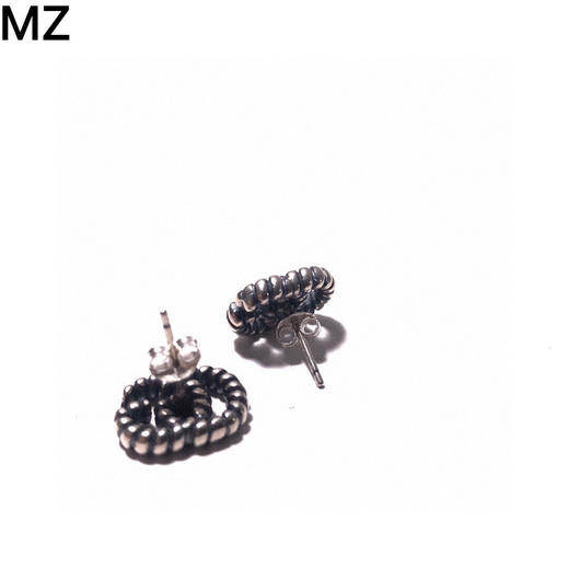 Gucci interlocking系列 互扣式双G耳钉 商品图2