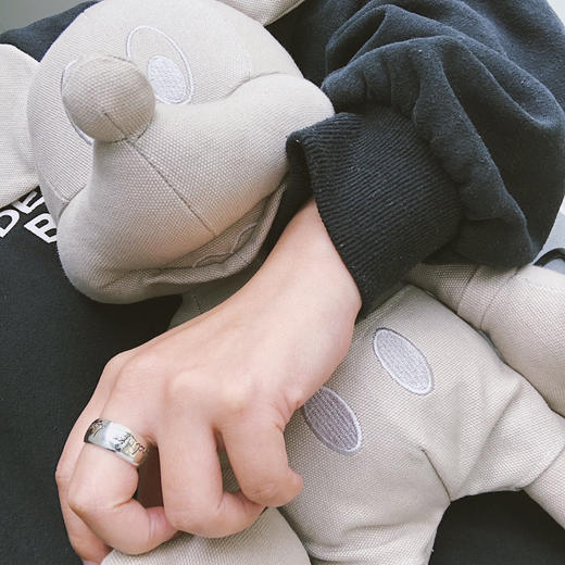 Gucci Blind for love系列 爱无畏9mm戒指 商品图7