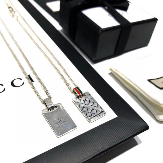 Guc *i 格纹珐琅方牌项链 商品图0