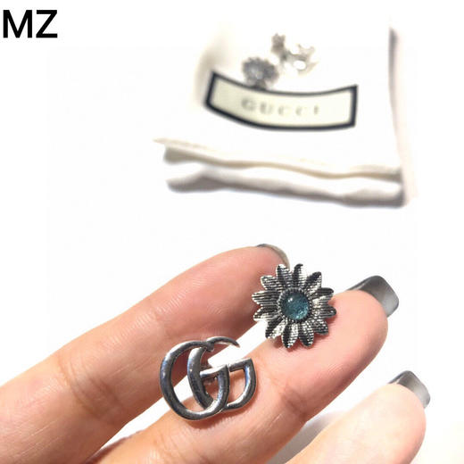 Gucci古驰不对称小雏菊耳钉 商品图4