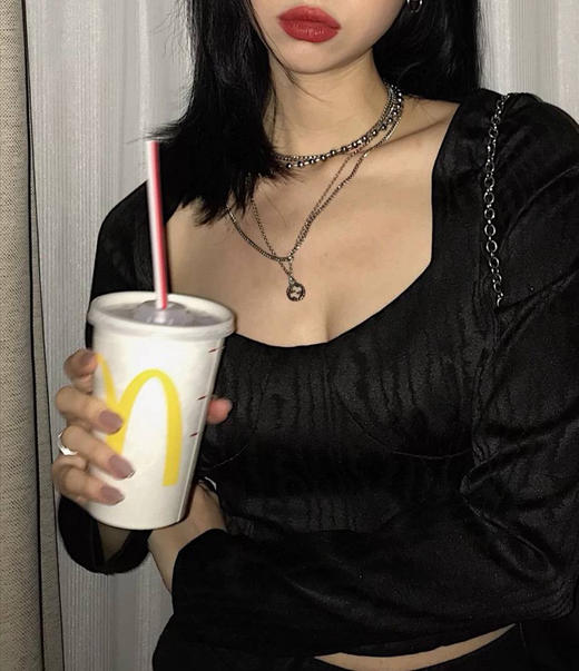 Gucci interlocking 系列g吊坠项链 商品图8